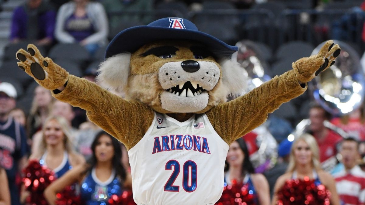 Arizona-UCLA Odds, Promo: Bet $10, Win $200 if Either Team Makes a 3-Pointer! article feature image