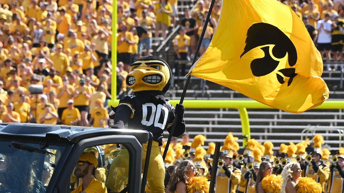 Iowa vs. Illinois Odds, Promos: Bet $25, Win $225 if the Hawkeyes Cover +50, and More! article feature image