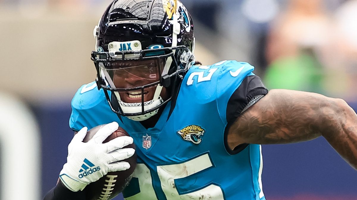 Start James Robinson? Latest Fantasy Injury Report For Jaguars RB, Plus What To Expect If He’s Active Week 11 article feature image