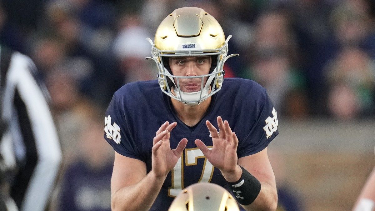 Week 11 College Football Betting Pace Report: 3 Totals to Watch, Including Notre Dame vs. Virginia article feature image
