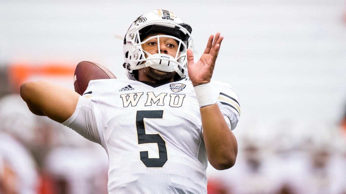 College Football Odds & Picks for Akron vs. Western Michigan: Expect a Slow Pace on Tuesday Night (Nov. 9) article feature image