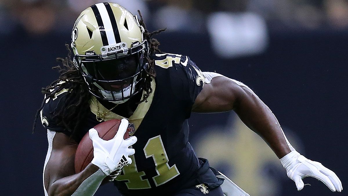 Monday Night Football Prop Bets, Picks: Public All in on Alvin Kamara in Dolphins vs. Saints article feature image