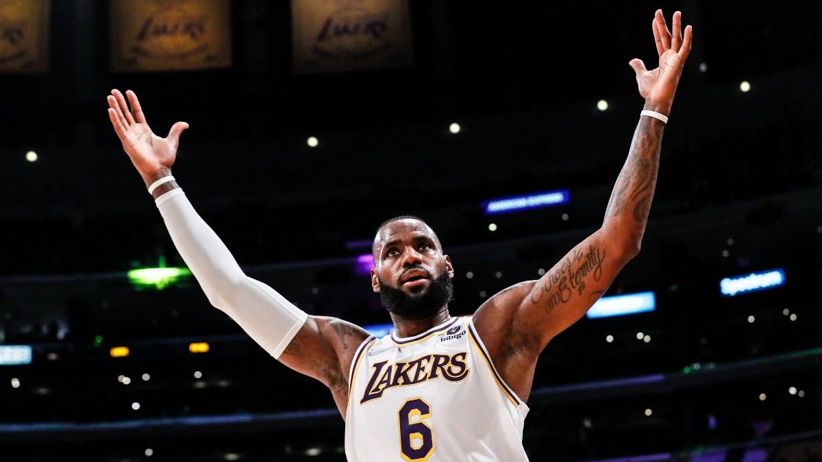 NBA Odds, Promo: Bet $100, Get $100 + a FREE LeBron Jersey! article feature image
