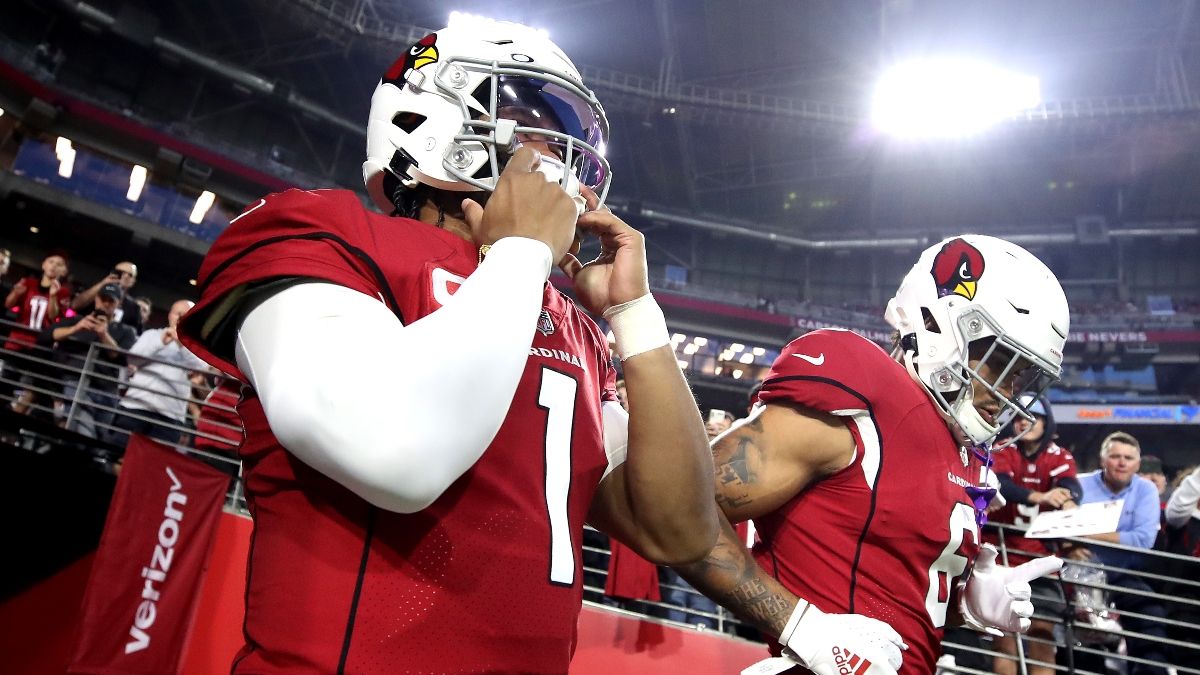 Christmas NFL Odds, Picks, Predictions: How Experts Are Betting Colts-Cardinals Spread On Saturday For Week 16 article feature image