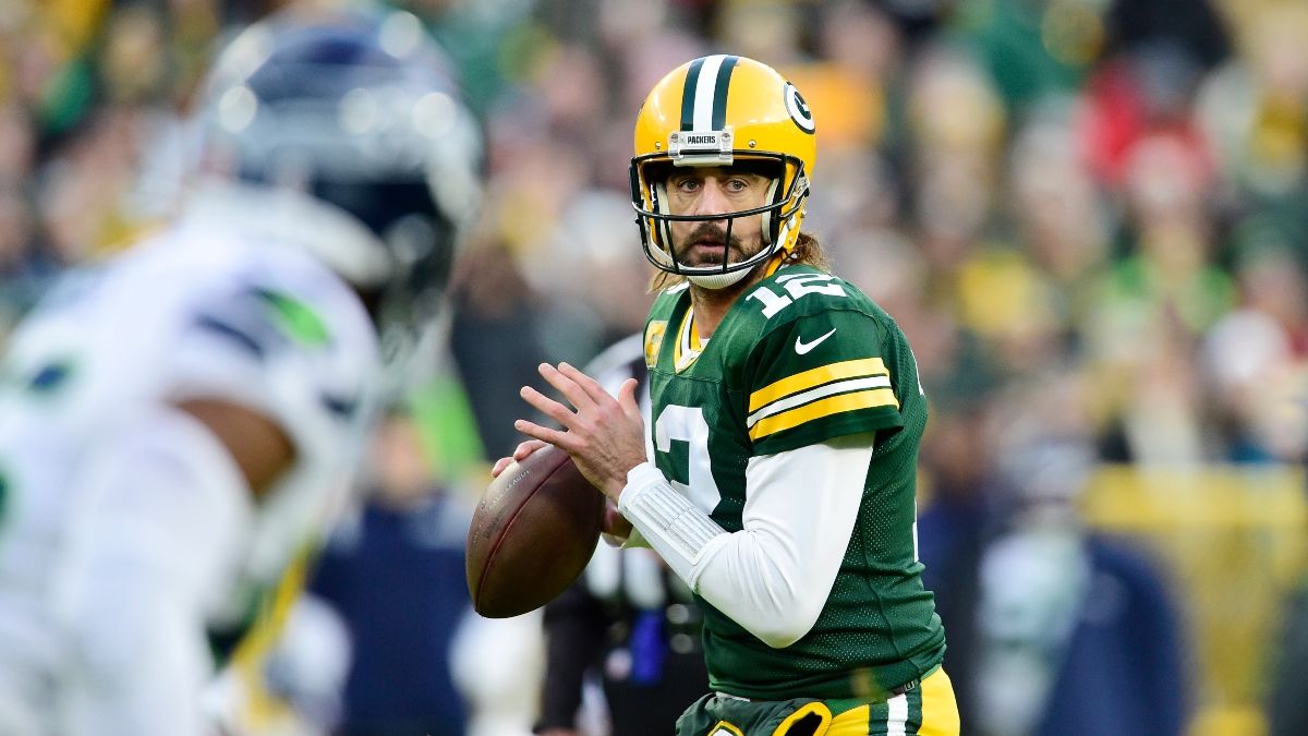 Packers vs. Bears Odds, Promo: Bet $10, Win $200 if Aaron Rodgers Throws for 1+ Yard! article feature image