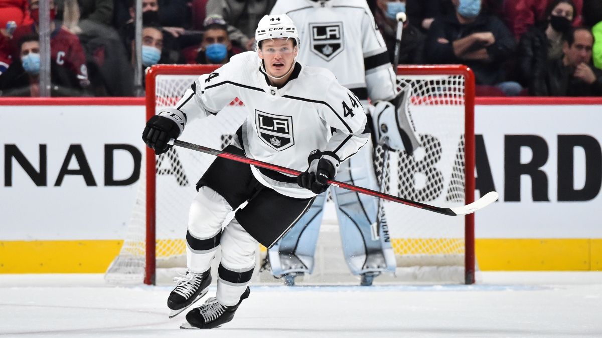 Monday NHL Odds, Preview & Prediction for Kings vs. Sharks (Jan. 17) article feature image