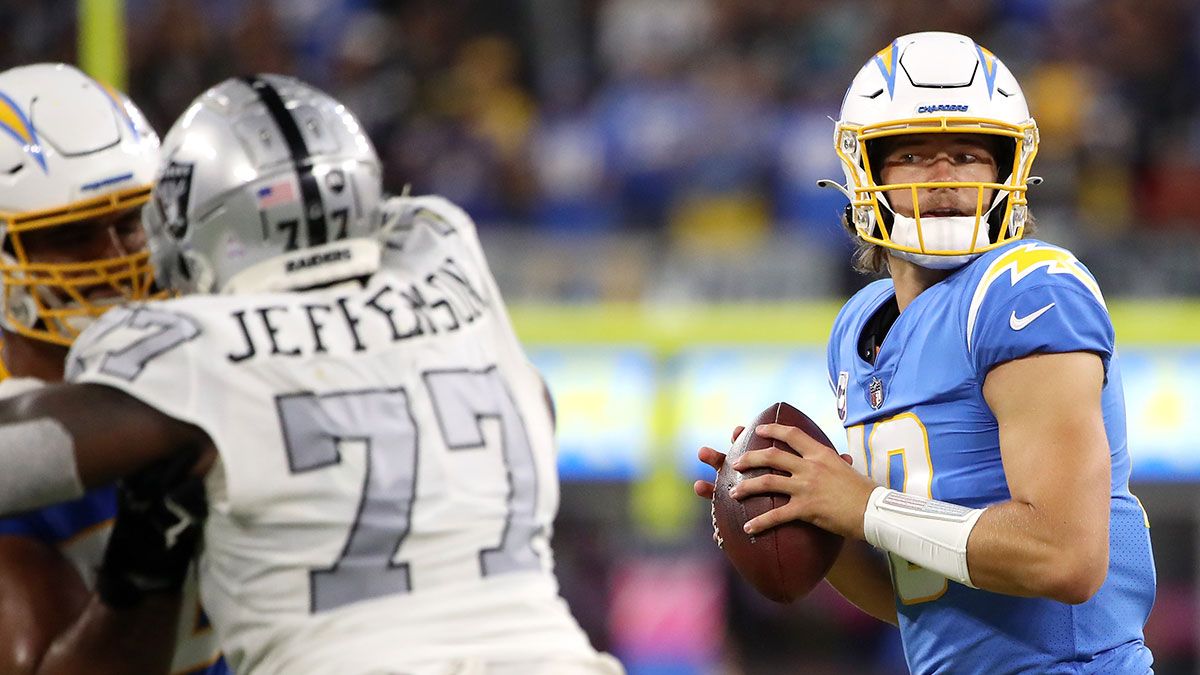 Chargers vs. Raiders Odds, Picks, Predictions: Expert Consensus On L.A. To Cover Sunday Night Football Spread article feature image