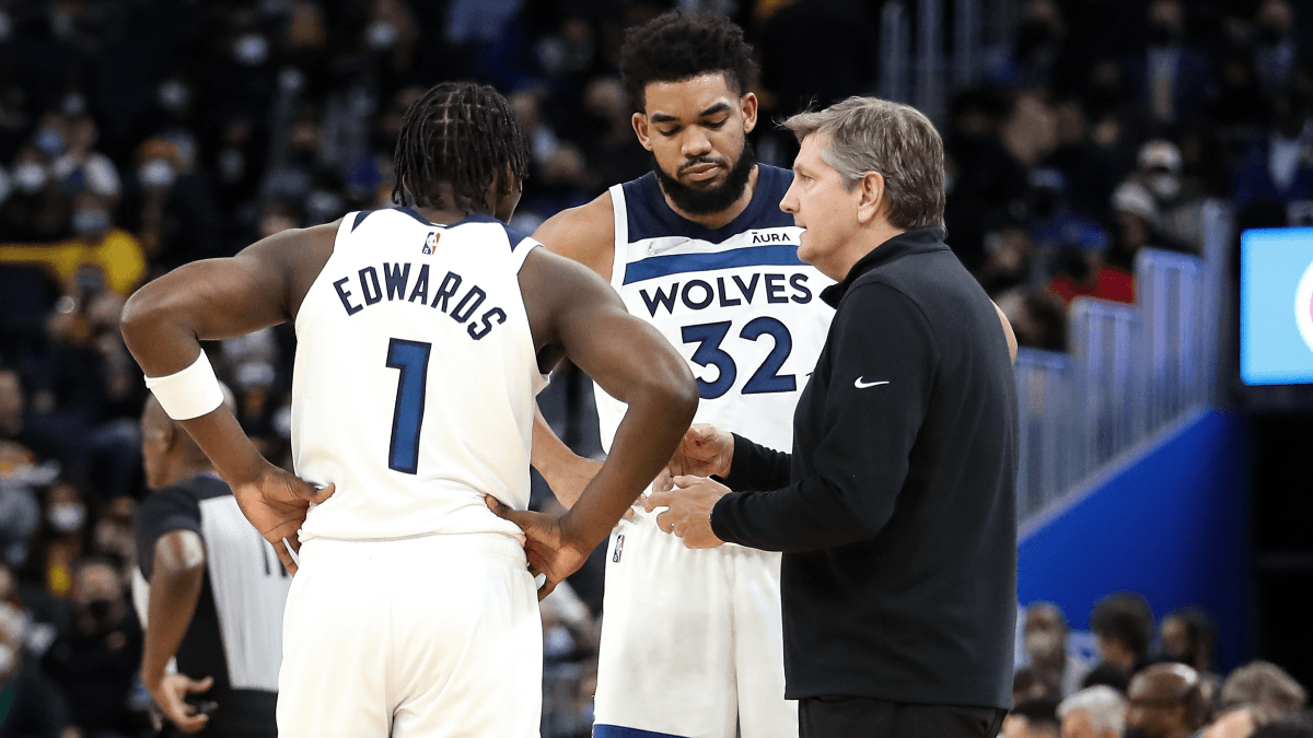 Anthony Edwards Steal, Karl-Anthony Towns Rebound & the Prop Bets in Question From Warriors vs. Timberwolves article feature image