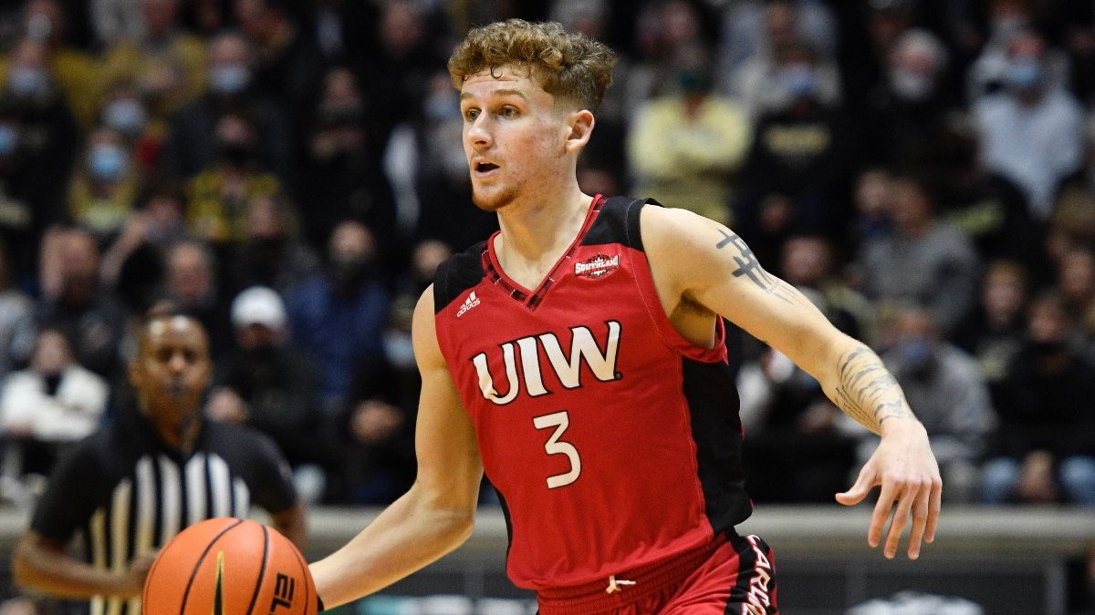 Incarnate Word vs. Northwestern State Odds, Predictions & Picks: Bettors Moving Friday Afternoon’s Line article feature image