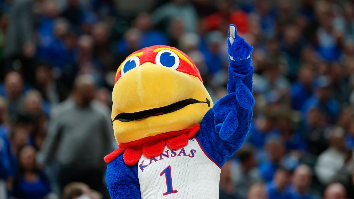 Kentucky vs. Kansas Odds, Promo: Bet $20, Win $205 if Either Team Scores a Point! article feature image
