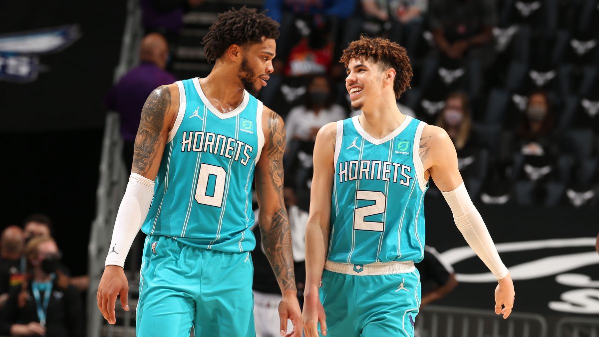 Hornets vs. Bucks Odds, Promo: Bet $10, Win $200 if Either Team Makes a 3-Pointer! article feature image
