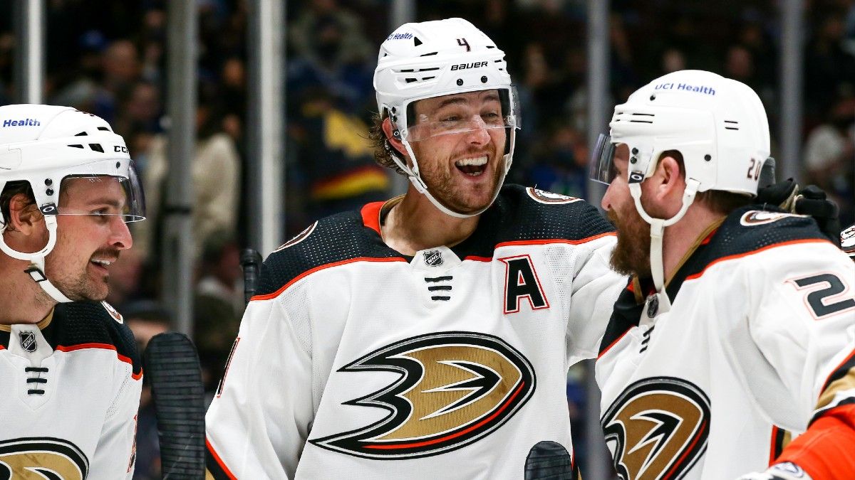 Thursday NHL Betting Odds, Picks, Analysis: The ‘A+’ Model Projection to Bet For Ducks-Lightning (April 5) article feature image