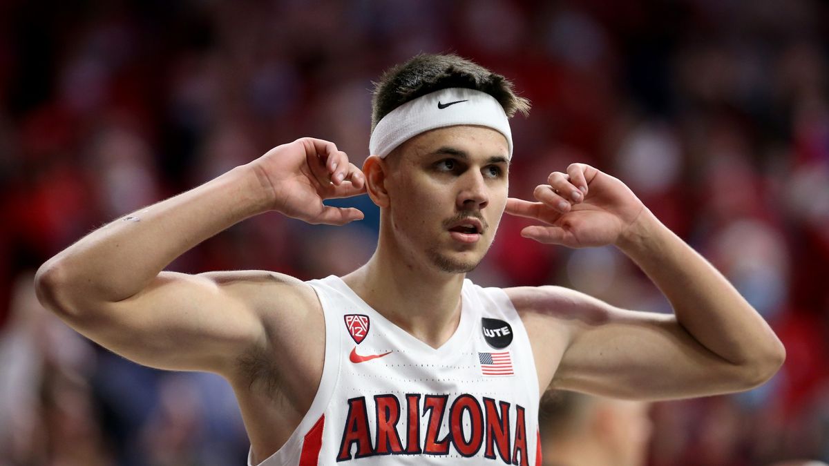 USC vs. Arizona Odds & Picks: Your Betting Guide for Saturday’s Pac-12 College Basketball Showdown article feature image