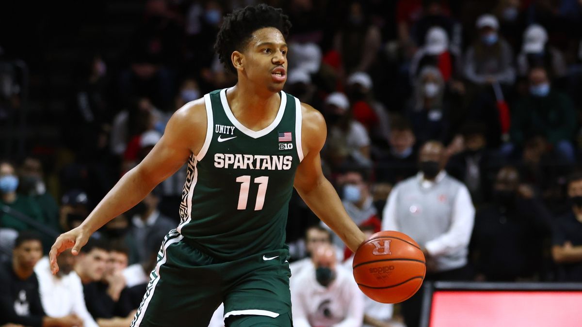 College Basketball Odds & Picks for Indiana vs. Michigan State: Value Lies on Total article feature image