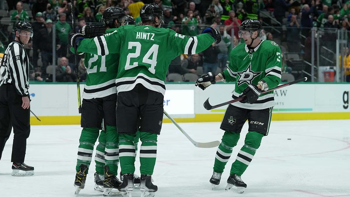 Stars vs. Blackhawks NHL Odds, Pick, Prediction: Red-Hot PRO System Aligns with Sharps For Friday (Feb. 18) article feature image