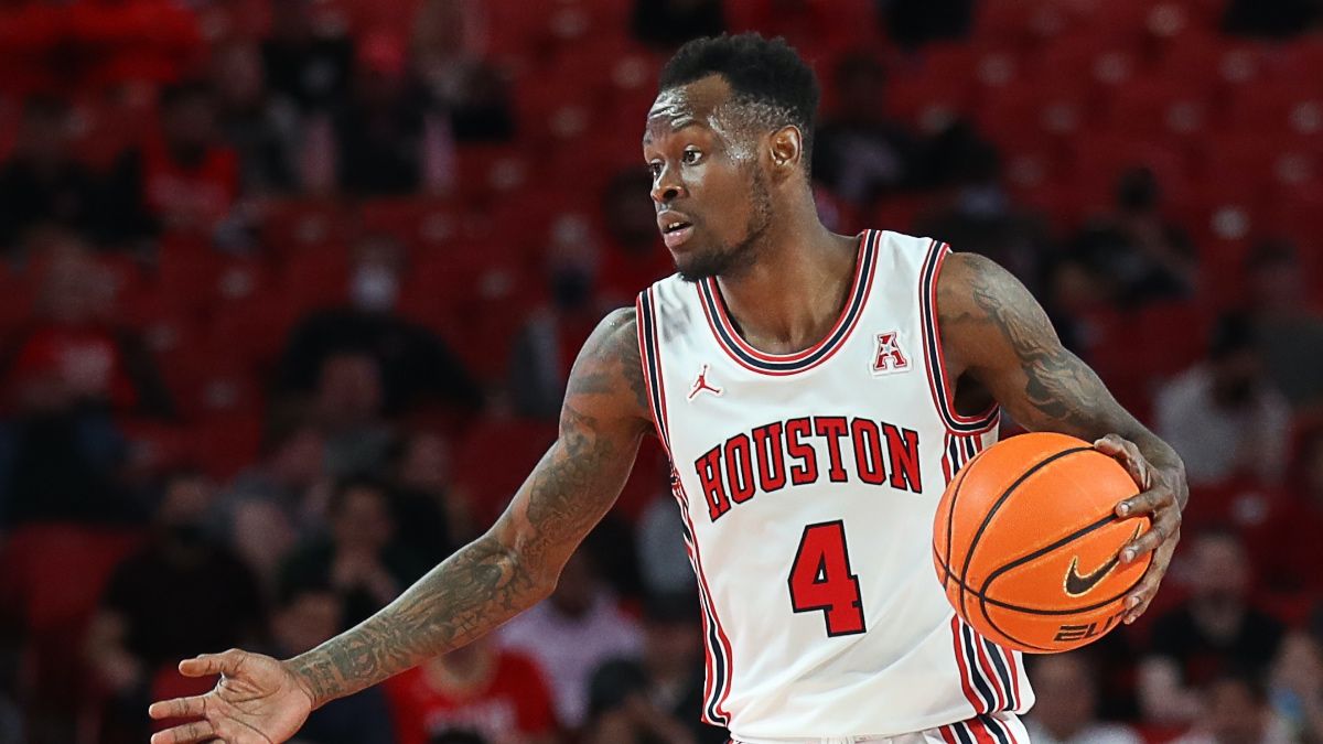 Sunday College Basketball Odds, Picks, Predictions: Houston Cougars vs. Cincinnati Bearcats Betting Preview article feature image