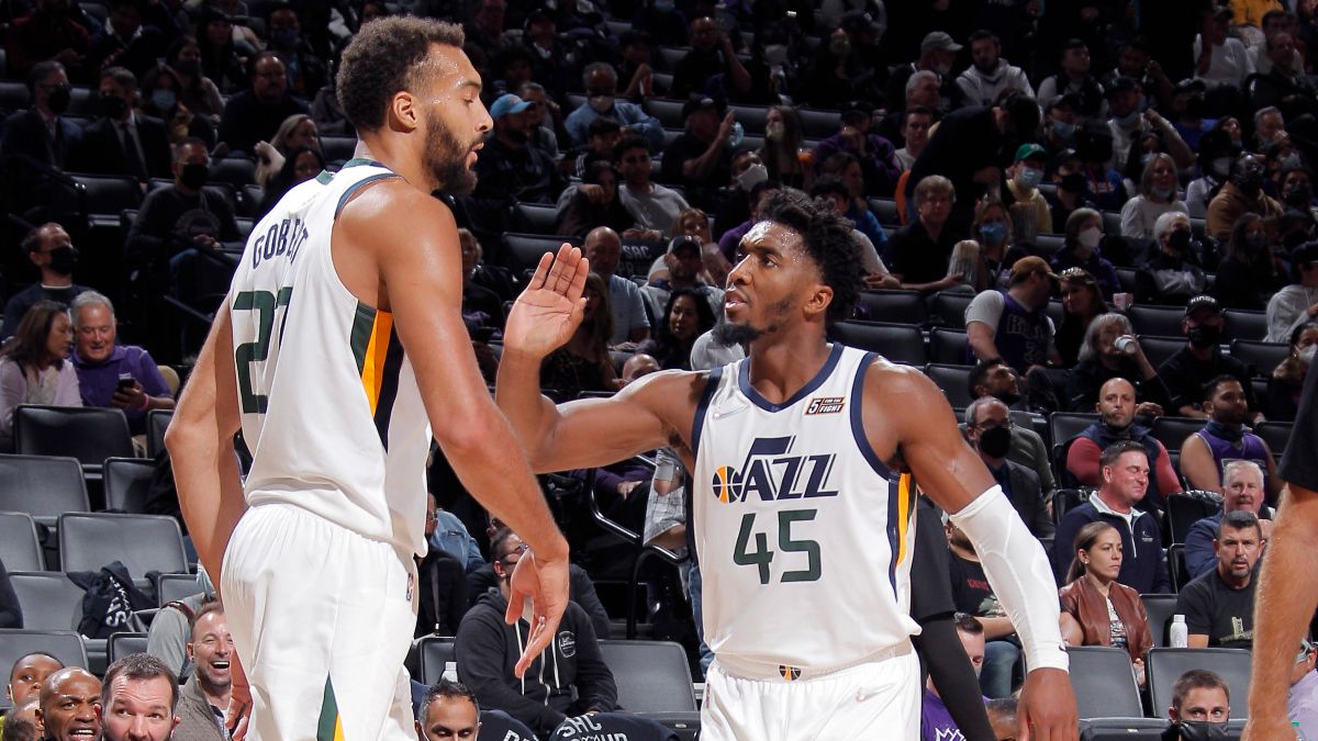 NBA Betting Picks & Predictions: Our Staff’s Best Bets for Kings vs. Bulls, Jazz vs. Lakers & More (February 16) article feature image