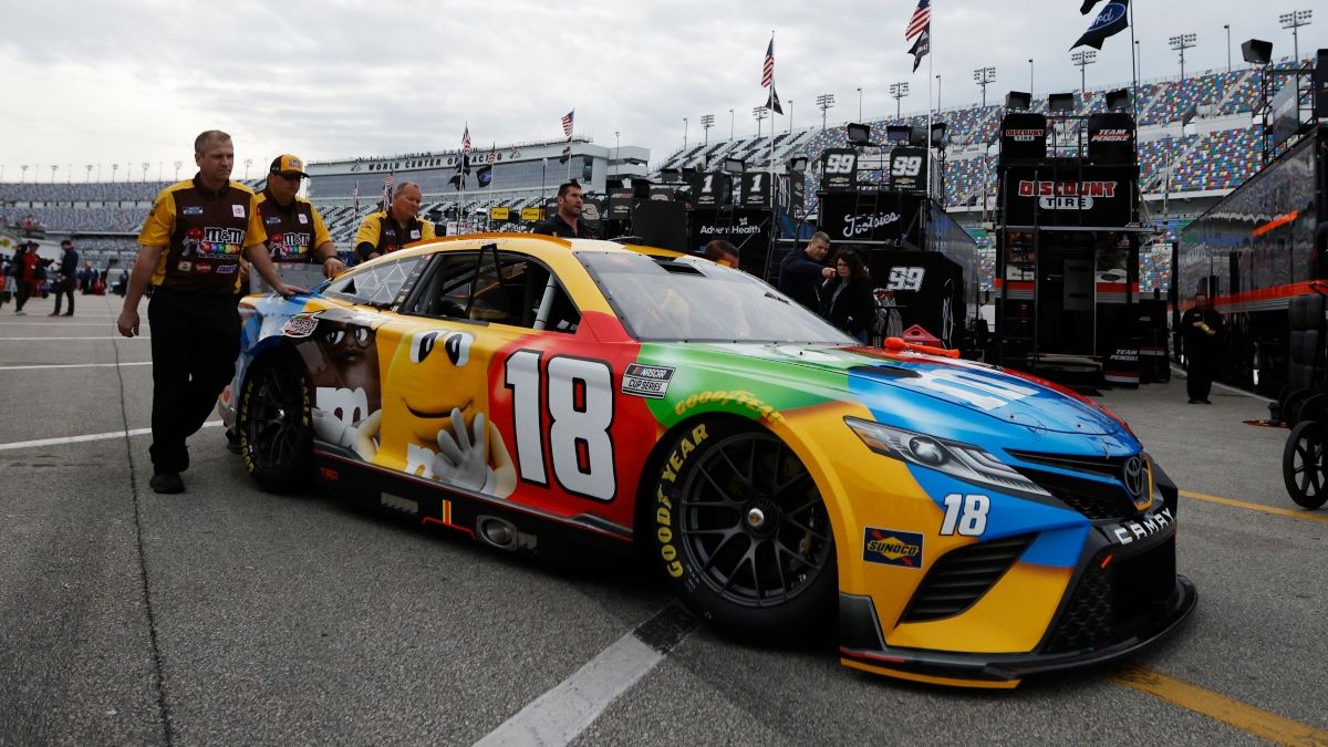 Daytona 500 Odds, Picks & Predictions: Sunday’s Best NASCAR Futures & Prop Bets article feature image
