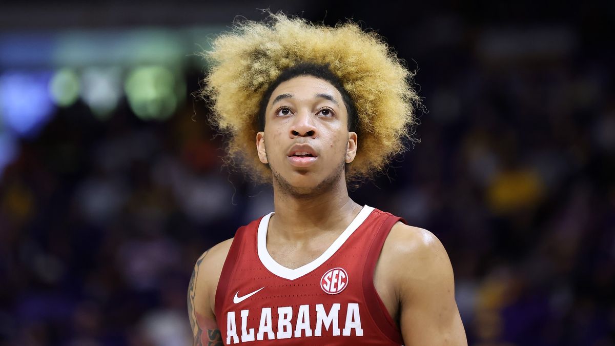 Notre Dame vs. Alabama Odds, Picks, Predictions: Will Irish’s Luck Run Out In NCAA Tournament First Round? article feature image