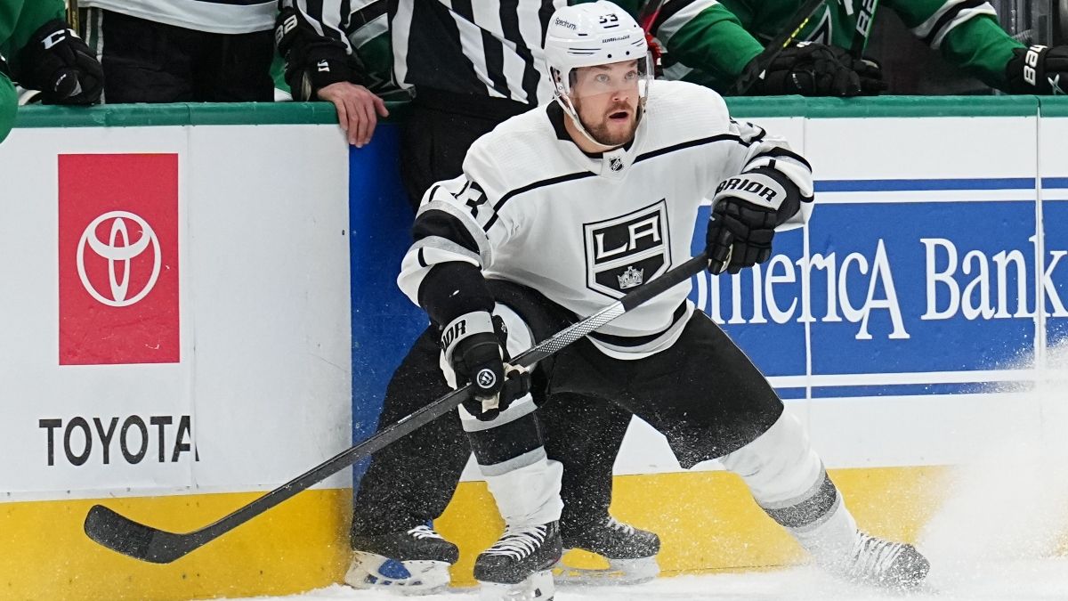 Sunday NHL Odds, Picks, Prediction: Los Angeles Kings vs. Buffalo Sabres Betting Preview article feature image