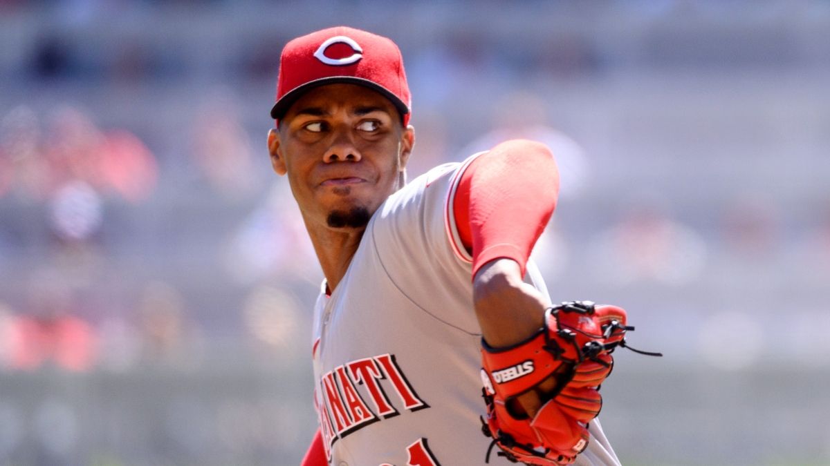 Cubs vs. Reds Odds, Picks, Predictions: Back Hunter Greene, Justin Steele to Limit Runs Thursday (May 26) article feature image