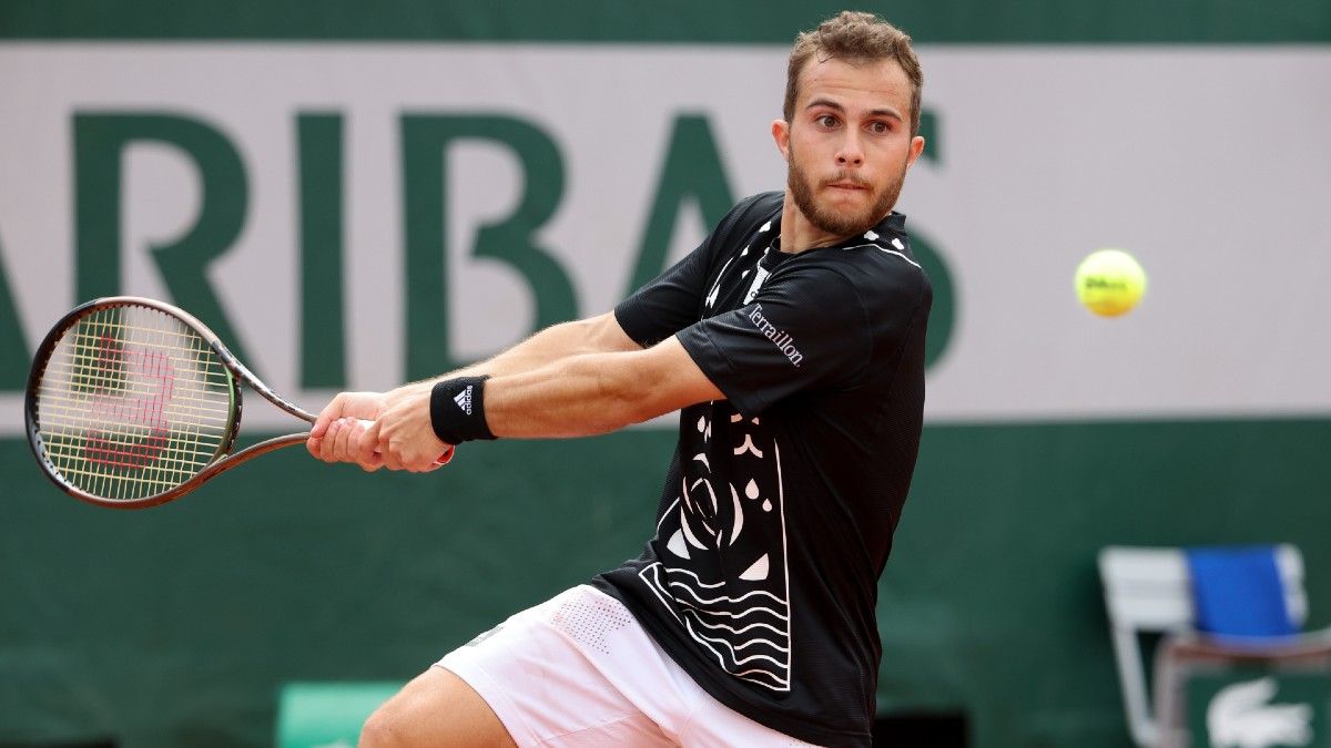 Holger Rune vs. Hugo Gaston French Open Odds, Preview, Prediction (May 28) article feature image