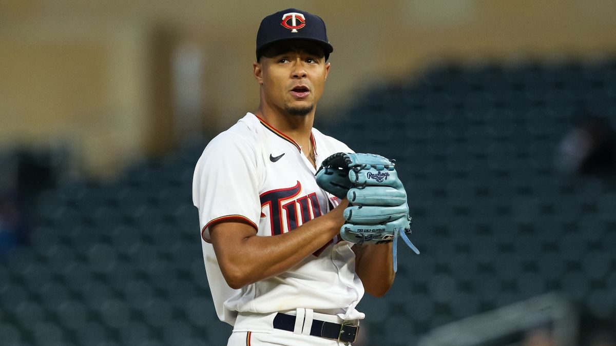 Wednesday MLB Player Props: Our 2 Favorite Picks, Featuring Logan Gilbert & Chris Archer Strikeout Totals article feature image