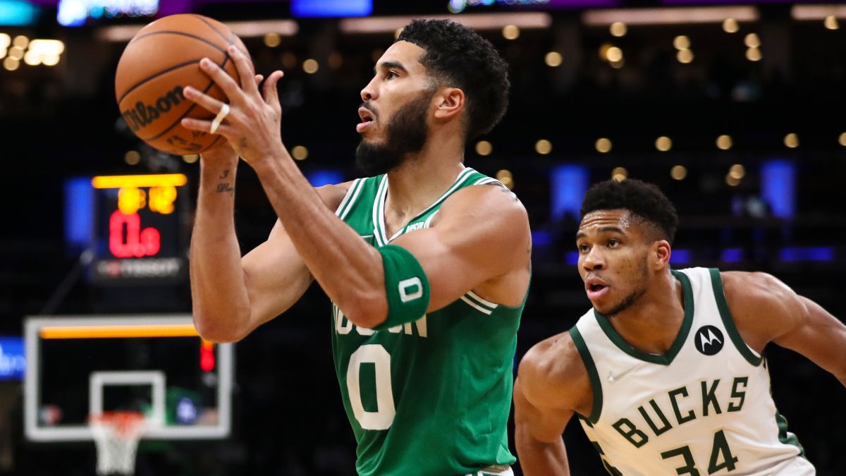Celtics vs. Bucks Odds, Picks: The Side to Take in Saturday’s Game 3 article feature image