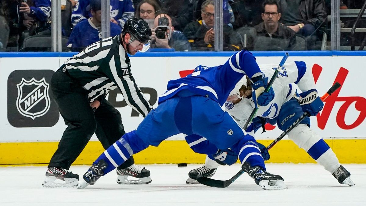 Thursday NHL Playoffs Betting Odds, Model Projections: Maple Leafs vs. Lightning, Wild vs. Blues Sharp Bets (May 12) article feature image