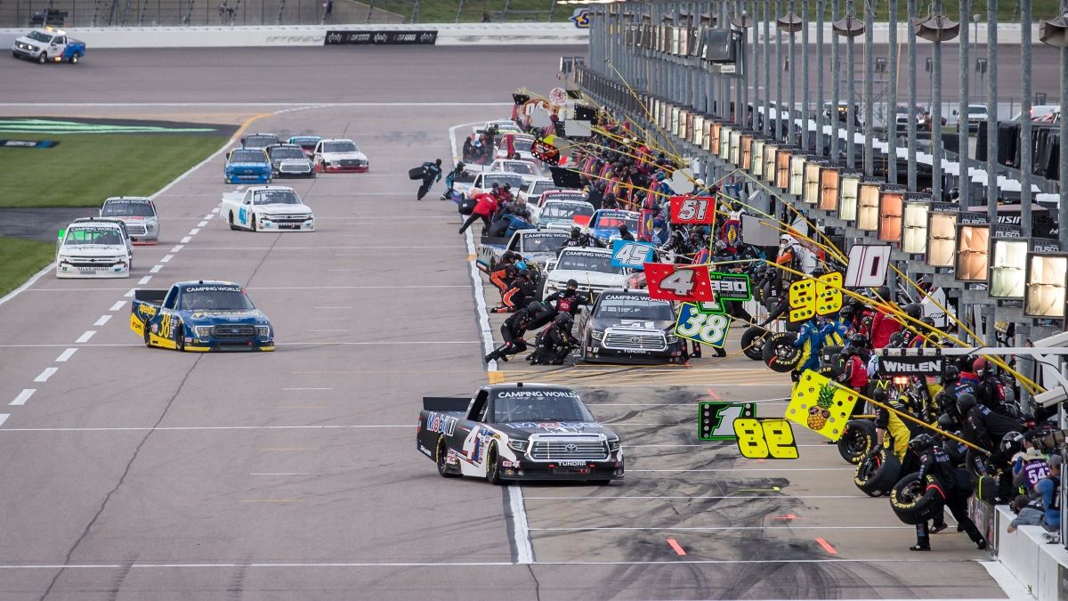 NASCAR Truck Series Odds, Picks & Predictions for Kansas: Best Bet for Saturday Night’s Heart of America 200 article feature image