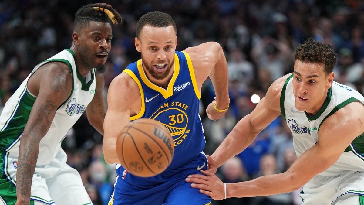 Warriors vs. Mavericks Series Odds: Golden State Looking to Close Out Dallas at Home article feature image