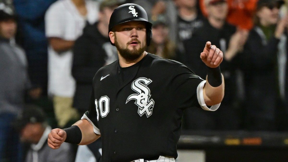 MLB Odds, Picks, Predictions for Rangers vs. White Sox: Can Chicago’s Offense Solve Martín Pérez? article feature image