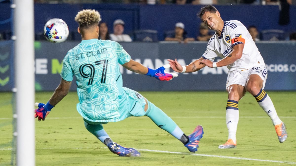 Sunday MLS Updated Betting Odds, Picks & Prediction: LA Galaxy vs. Atlanta United Game Preview article feature image