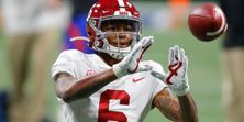 DeVonta Smith player stats: Alabama WR dominating but injury has him in  medical tent at CFP title game - DraftKings Network