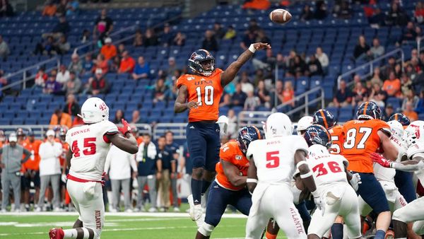 college football moneyline