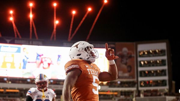 Big 12 Odds, Futures, Conference Preview: How to Bet Texas, Oklahoma & More Ahead of 2022 College Football Season