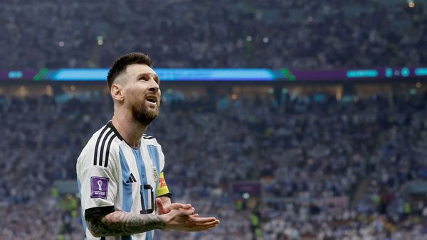 messi and mbappe world cup tie