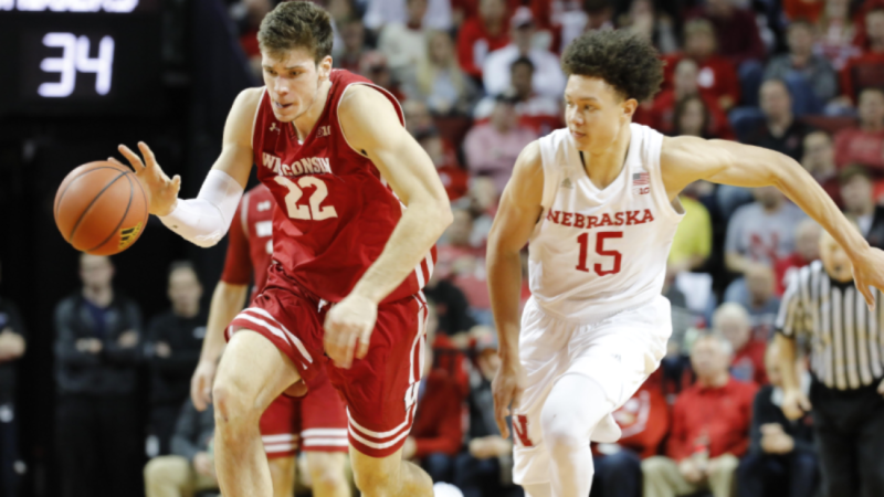 How Sharps Are Betting Nebraska-Wisconsin article feature image