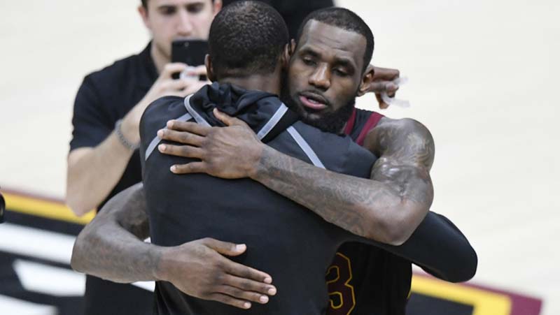 Could LeBron Really End Up Playing for the Golden State Warriors? article feature image