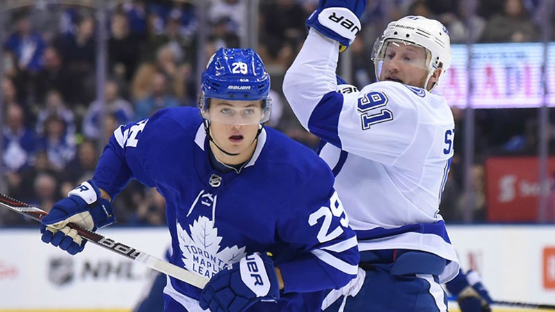 Ultimate Guide to Betting Monday’s Maple Leafs-Lightning Showdown article feature image
