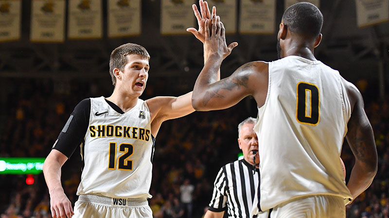 How to Bet Three Sunday Top-25 Matchups, Including Wichita State-Cincinnati article feature image