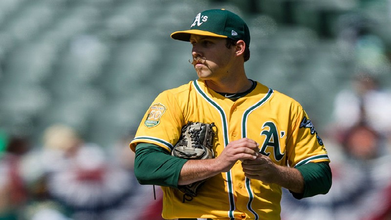 Thursday’s MLB Over/Under: Will Rangers, A’s Bats Wake Up in Series Finale? article feature image
