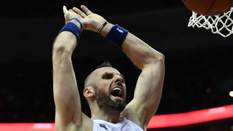 3 NBA Props for Tuesday: Gortat Over/Under 8.5 Points? article feature image