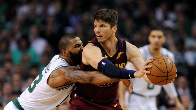 3 NBA Props for Friday: Korver Over/Under 11.5 Points? article feature image