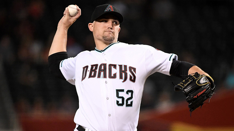 Friday’s MLB Over/Under: Sizzling Diamondbacks Take on the Struggling Mets in the Desert article feature image