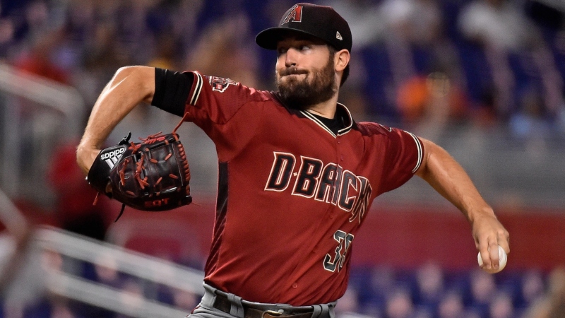 Monday MLB Sharp Report: Pros Betting Cardinals-Diamondbacks, Two Other Totals article feature image