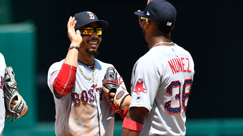 Public Bettors Hammering Cardinals, Red Sox Saturday article feature image