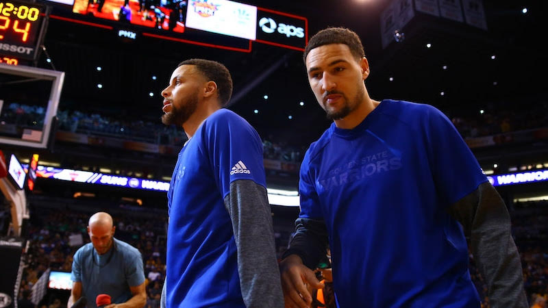 How the Warriors Create Open Looks for Steph Curry, Klay Thompson article feature image