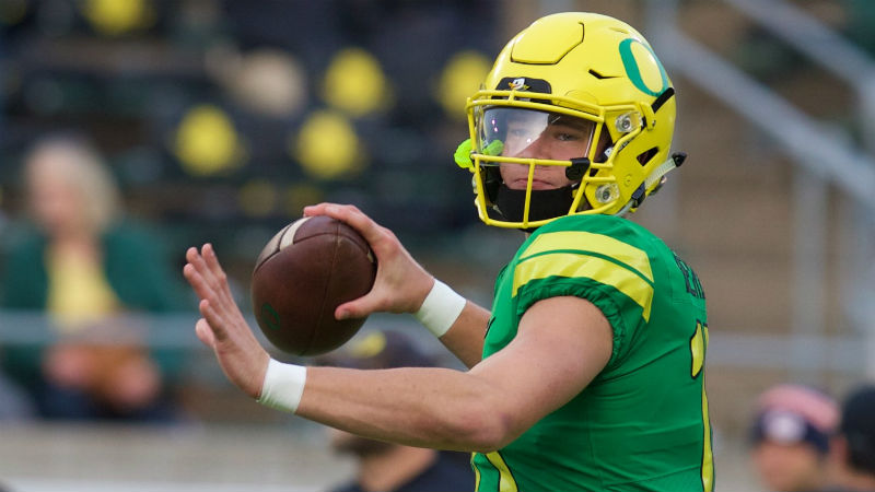 Oregon 2018 Betting Preview: Ducks Have Too Much To Overcome article feature image