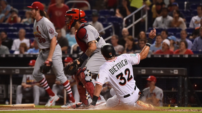 Wednesday Sharp Report: Pros Betting Cardinals-Marlins, Two Other Games article feature image